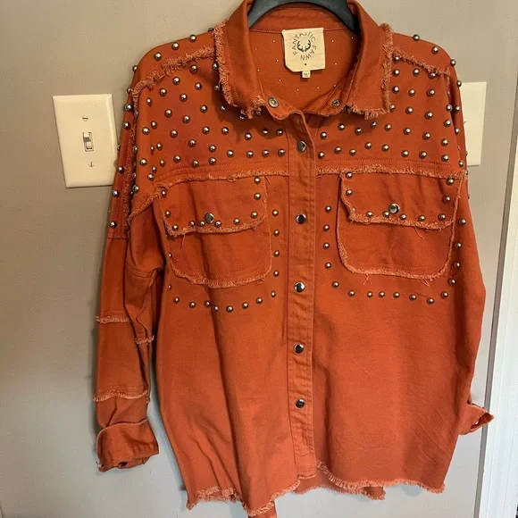 Jacket - Picture 1 of 3